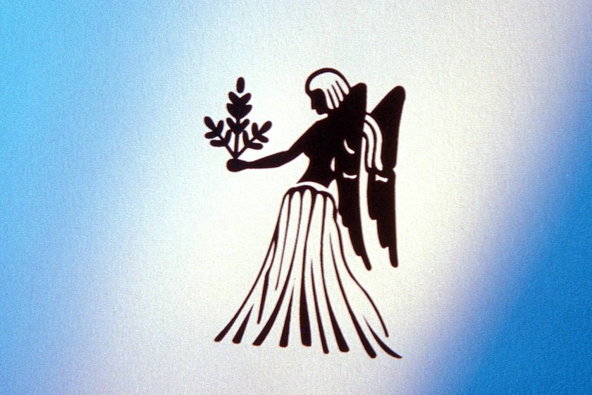 Bildnummer: 50182872  Datum: 25.01.2003  Copyright: imago/Steinach
Sternzeichen - Jungfrau, Objekte , Symbolfoto; 2003, Sternzeichensymbole, Sternzeichensymbol, Astrologie, Horoskop, Horoskope, Sternbild, Sternbilder, Jungfrauen; , quer, Kbdia, Einzelbild, Freisteller, Studioaufnahme, Deutschland,  , Symbole; Aufnahmedatum geschätzt