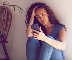 Ex ignoriert mich nach Trennung: 3 mögliche Gründe & wie du damit umgehen kannst