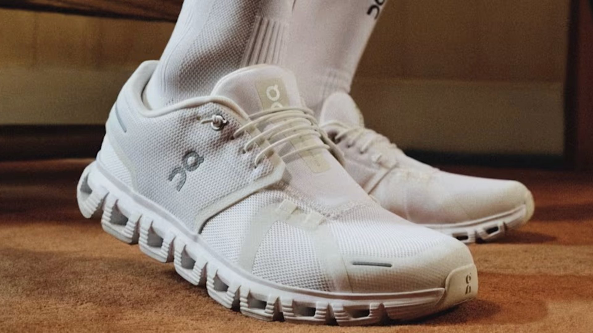 Black-Friday-Sale-Mit-diesen-Trend-Sneakern-von-On-bist-du-immer-einen-Schritt-voraus