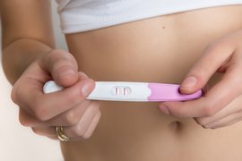 Bräunlicher ausfluss statt periode schwanger