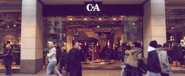 Weihnachts-Nachtwäsche: Jetzt bei C&A für die Festtage shoppen