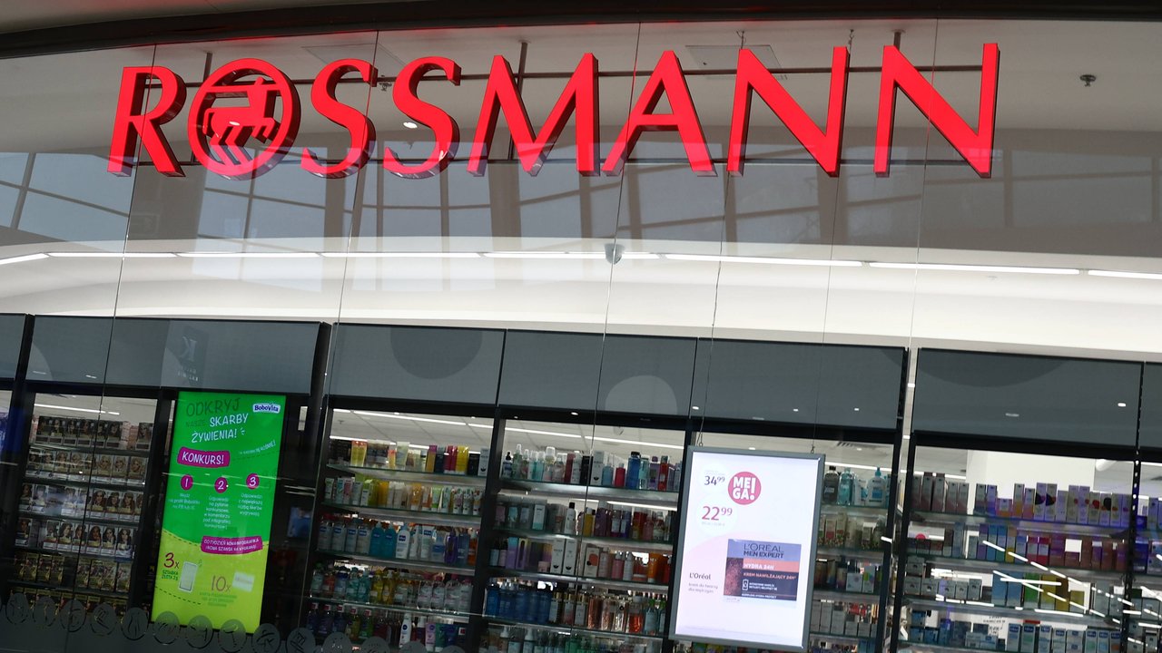 Rossmann bietet eine super praktische LED-Taschenlampe.