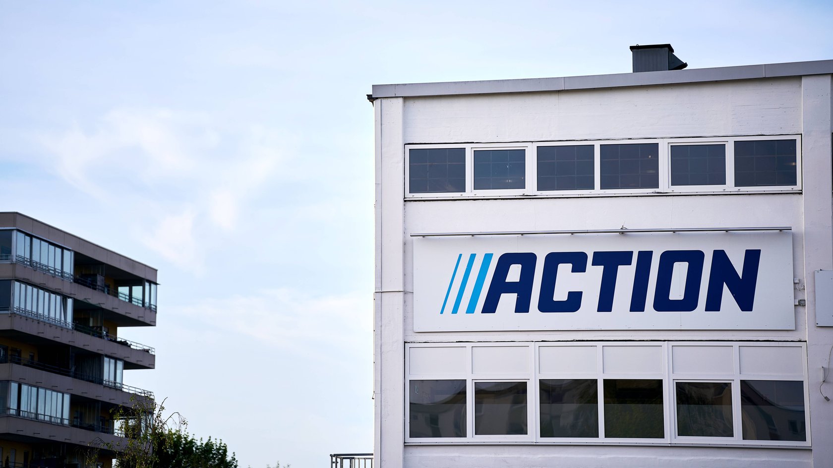 Gestalte dir mit diesem Action-DIY ein schickes Windlicht für drinnen und draußen