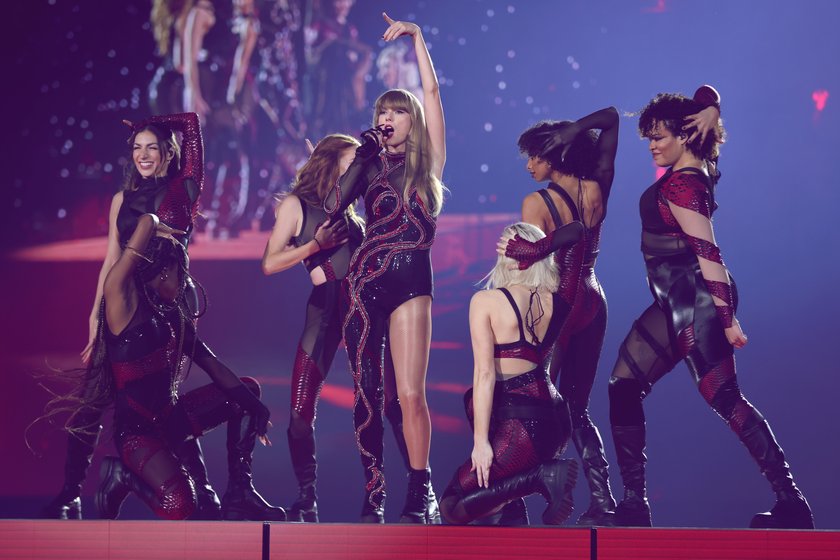 Bereite dich auf die Taylor Swift Eras Tour vor Outfits von H&M