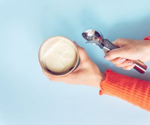 Veganes Eis im Öko-Test: Dieser Liebling überzeugt – und diese bekannte Marke rasselt durch!