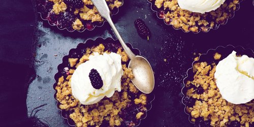 Du hast reichlich Beeren im Garten? Dann sind diese köstlichen Airfryer-Rezepte für dich!