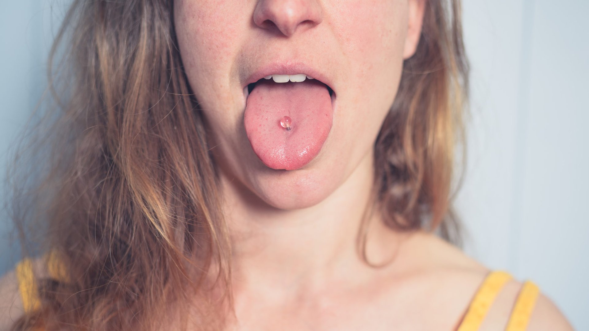 Zunge unter der zungenpiercing entzündung Zungenpiercing Schmerzen