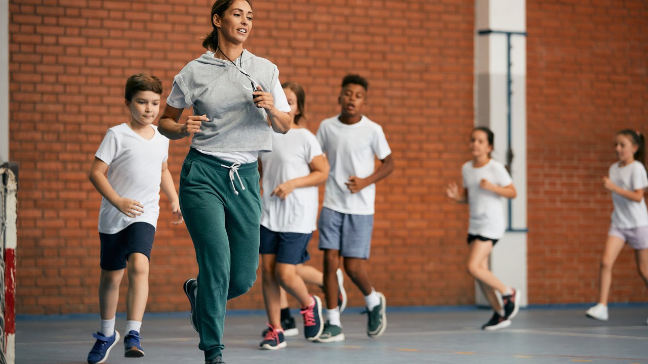 Schulsport Wieso Sportunterricht so wichtig ist für Kinder