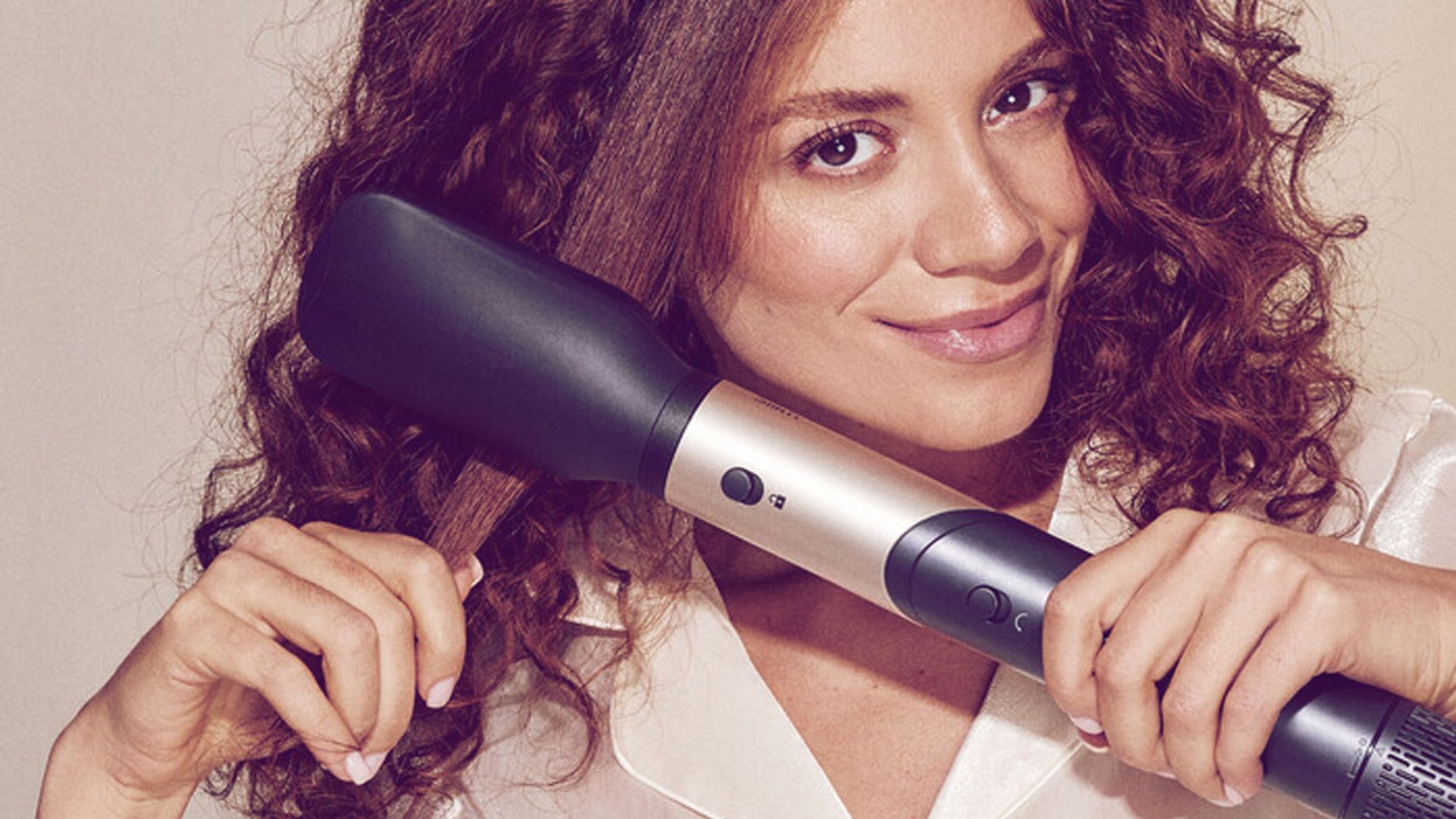 Ich-habe-den-SilkyAir-Flex-8-in-1-getestet-kann-er-mit-teuren-Marken-Haarstylern-mithalten-