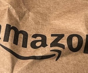 Diese flauschigen Kissenbezüge von Amazon machen dein Zuhause noch gemütlicher
