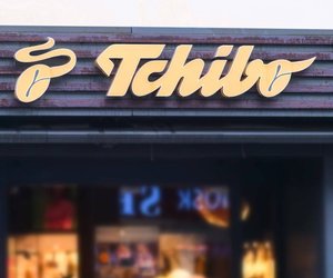 Total kuschelig: Der niedliche Tchibo-Bademantel für Hunde