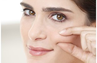 Bioaktive Kollagenpeptide verjüngen von innen Bioaktive Kollagenpeptide verjüngen von innen