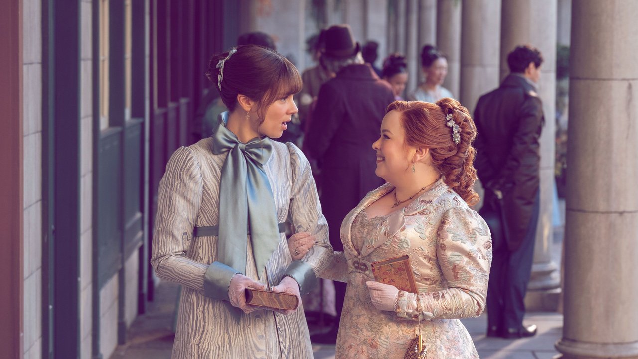 Claudia Jessie und Nicola Coughlan in Bridgerton