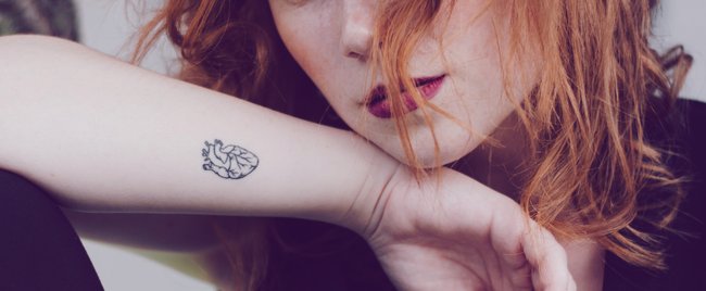 15 inspirierende Tattoos, die für einen Neuanfang stehen