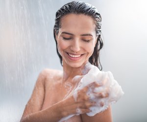 Kalorienverbrauch & Duschen: Purzeln beim Duschen die Pfunde?