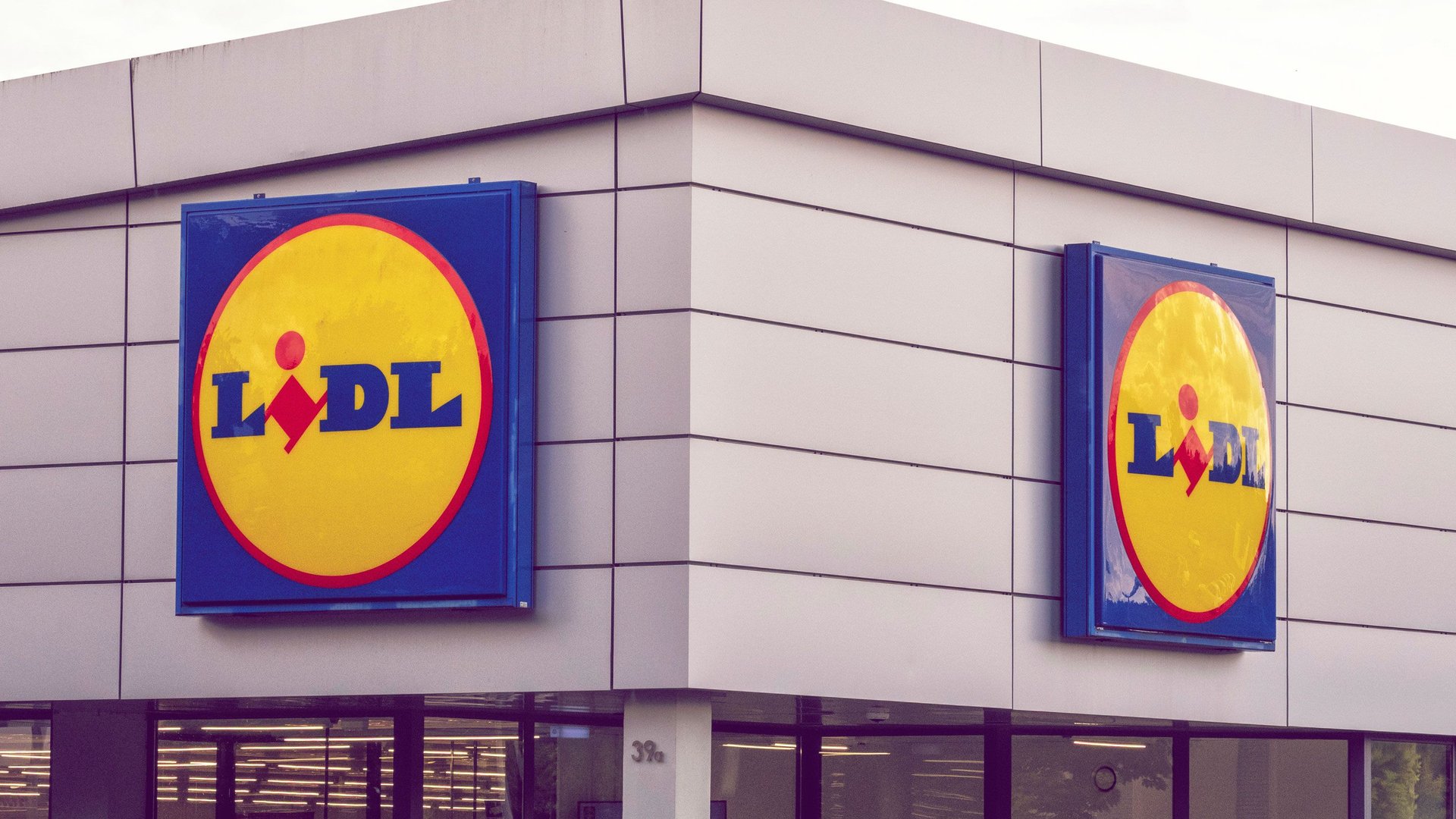 Nur-17-Euro-Diese-Lidl-Sneaker-k-nnen-locker-mit-Markenschuhen-mithalten