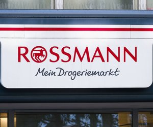 Jetzt bei Rossmann: Die sanfte Peelingcreme für einen frischen Teint