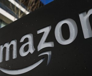 Für Abenteuer mit Hund: Der kompakte Amazon-Napf, der in jeder Tasche verschwindet