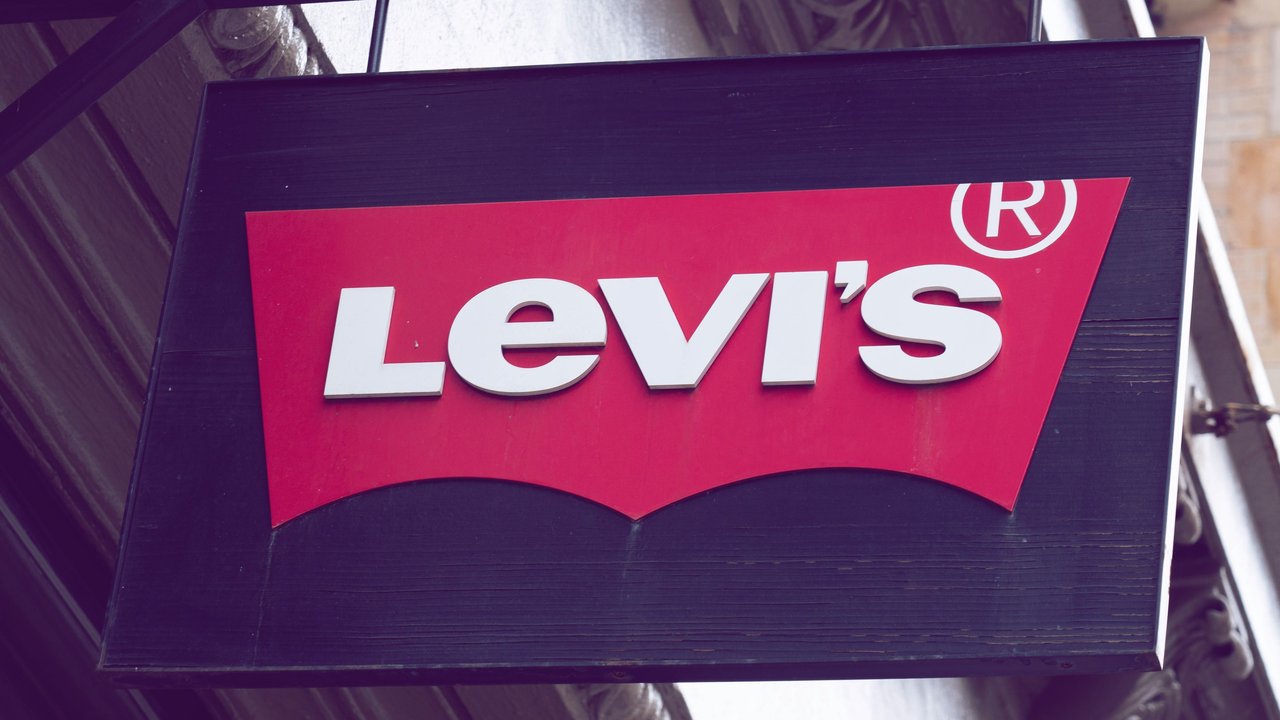 Levis Logo