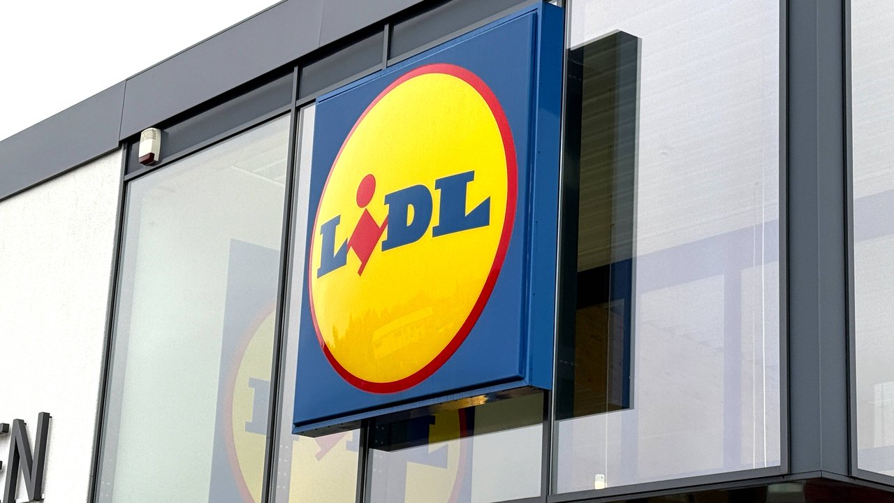 Die Sitzbank von Lidl vereint Funktionalität und Stil.