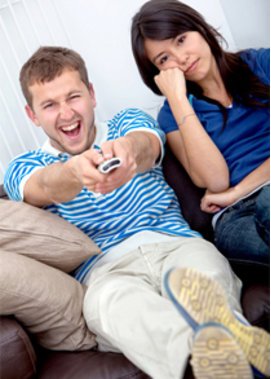 Mann und Frau auf Couch! Mann und Frau auf Couch!