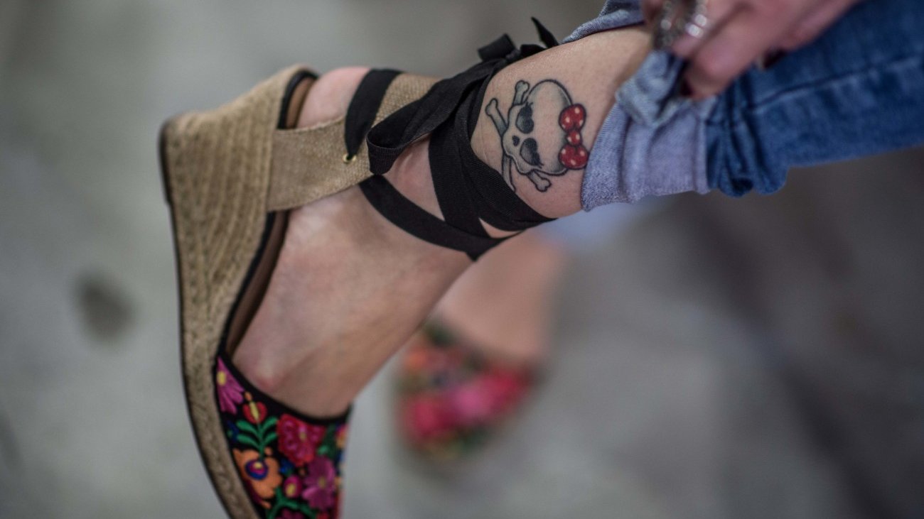 Totenkopf-Tattoo-Bedeutung-des-Sch-del-Tattoos