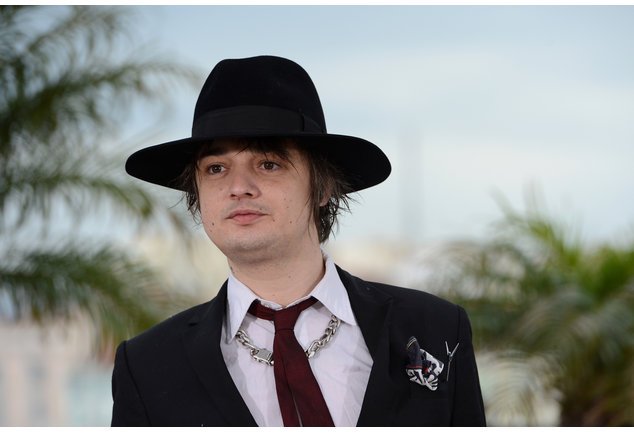 Pete Doherty mit Hit. Pete Doherty mit Hit.