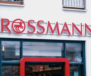 Perfekt für Reisen: Diese Kulturtasche von Rossmann hat alles, was du brauchst