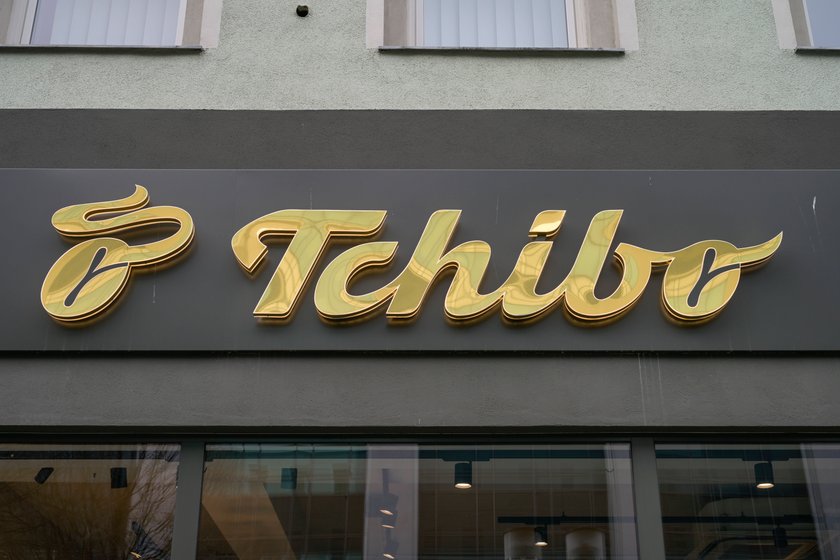 Tchibo hat super Keksdosen für deine Plätzchen.