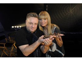GNTM: Heidi Klum und Rankin halten die Taranteln GNTM: Heidi Klum und Rankin halten die Taranteln