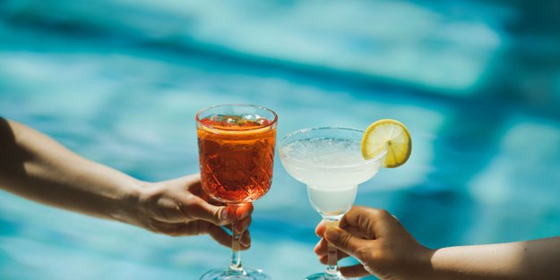 Aperol Spritz Alternativen: 10 angesagte Drinks, die dem Klassiker Konkurrenz machen