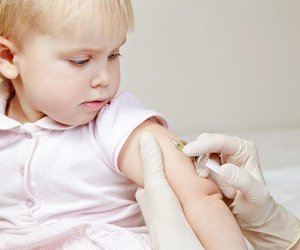 Polio Krankheit: Was ist Kinderlähmung und wie kann man sich schützen?