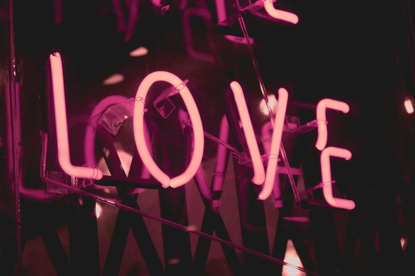 LOVE Neon-Schild
