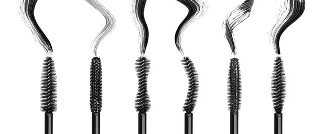 Beste Mascara Drogerie: Diese günstigen Wimperntuschen sind top!