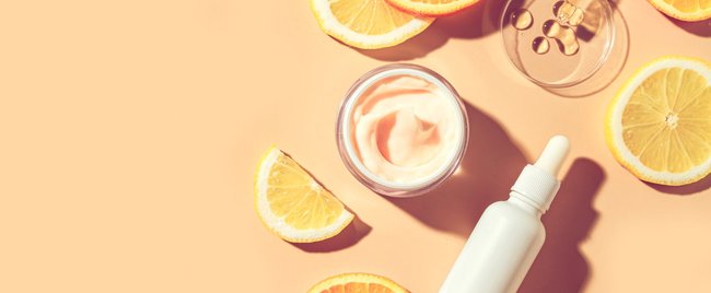 Glow, Baby! Das sind die krassen Vorteile von Fruchtsäurepeelings (plus die besten Produkte)