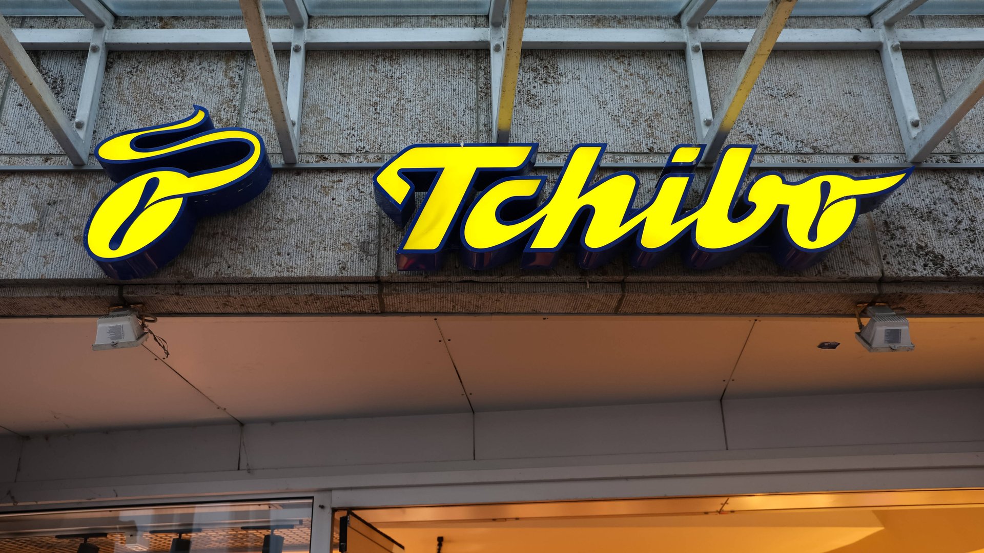 Bei-Tchibo-entdeckt-Diese-sportlichen-Jacken-machen-dich-fit-f-r-den-Winter-2026