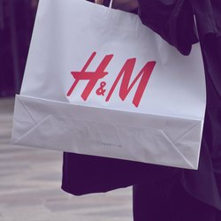 Diese 5 klassischen H&M-Teile würden bei Jean aus Sex Education im Schrank hängen