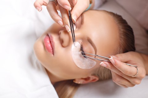 Wie lange halten knstliche Wimpern?