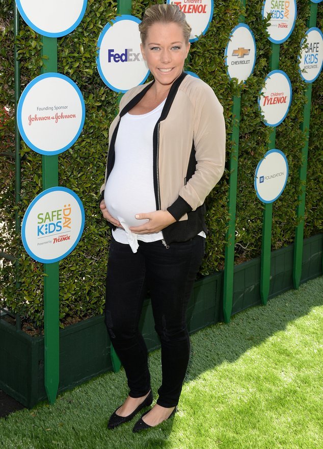 Kendra Wilkinson ist Mama geworden Kendra Wilkinson ist Mama geworden