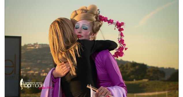 GNTM-Kandidatin Sophie mit Heidi Klum GNTM-Kandidatin Sophie mit Heidi Klum