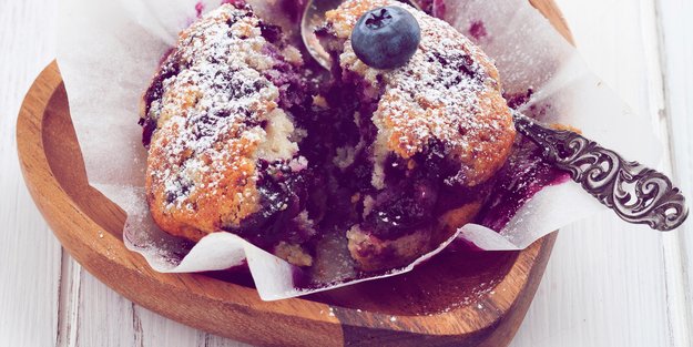 So machst du saftige vegane Blaubeer-Muffins