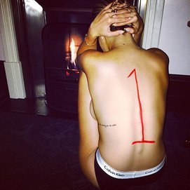 Rita Ora postet sexy Instagramshot Rita Ora postet sexy Instagramshot