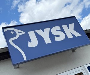 Die beliebte Jysk-Isomatte darf auf deinem Festival- oder Camping-Abenteuer nicht fehlen