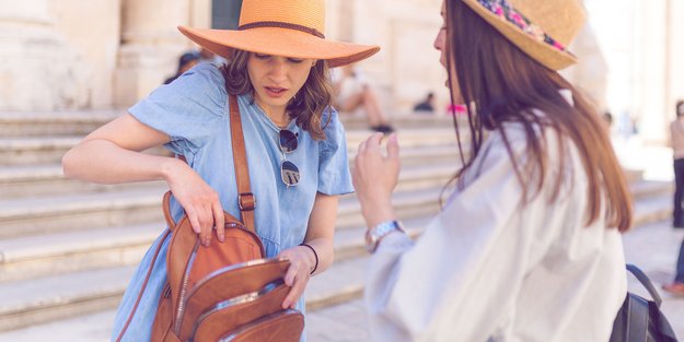 Mit diesem fiesen Trick klauen Diebe auf Mallorca jetzt Handys