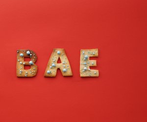 „Bae“: Wir erklären die Bedeutung des Trendworts