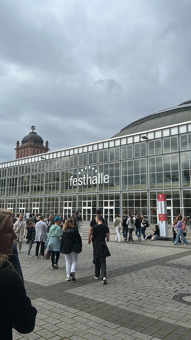 Die Festhalle auf dem Messegelände