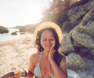 7 geniale Produkte gegen sonnengeschädigte Haut (die jetzt im Hochsommer erst recht unverzichtbar sind!)