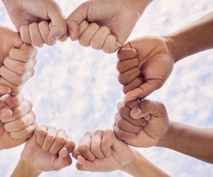 Kreis-Tattoos: Bedeutung & inspirierende Vorlagen