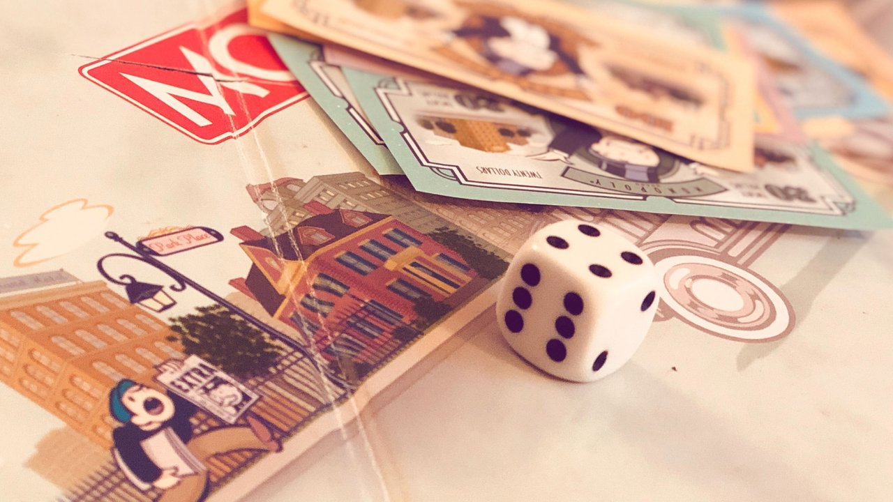 Gesellschaftsspiele Erwachsene die 15 besten für deinen Spieleabend!