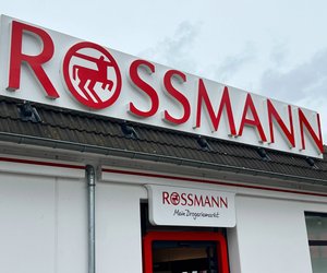 Trockene und juckende Haut im Herbst? Alle lieben die Anti-Juckreiz-Creme von Rossmann